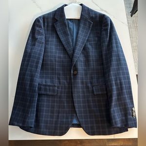 State and Liberty men’s plaid navy blazer